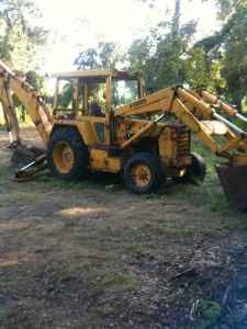 Ford 7500 Backhoe Parts